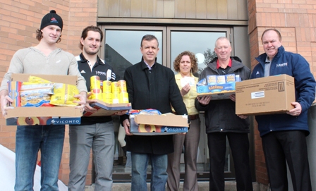 Lakers Food Bank 2013