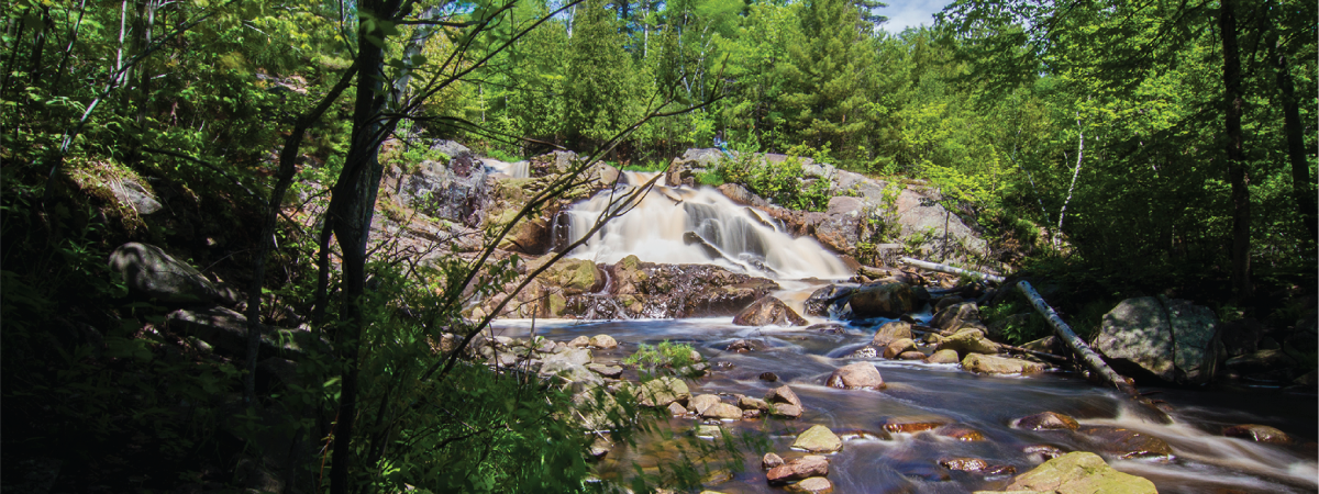  picture of a Duchesnay waterfall