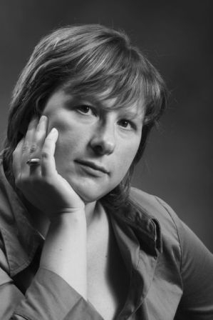 Photo of Holly Phillips