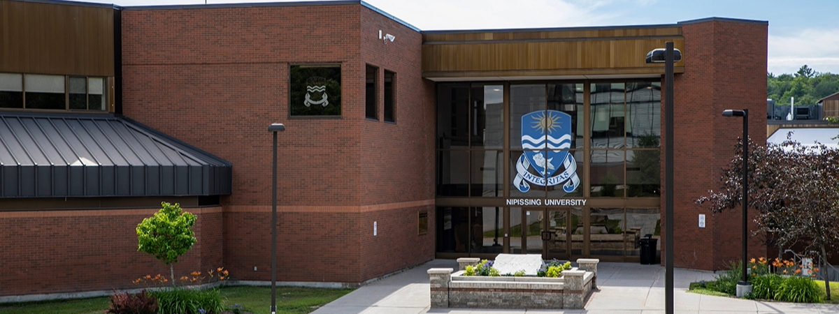 Banner image Nipissing University front entrance 