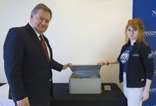 Nipissing and NUSU Presidents close tome capsule