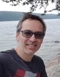 photo of Dr. Darren Campbell